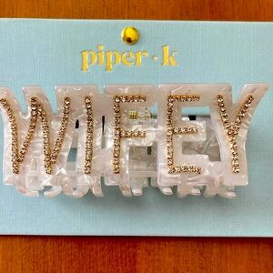 Piper K “Wifey” Hair Clip Bridal Wedding NWT